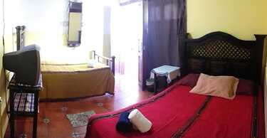 Hotel San Cris