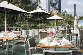 Marquis Sky Suites