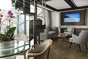 Marquis Sky Suites
