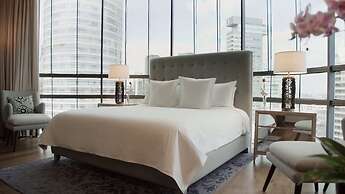 Marquis Sky Suites