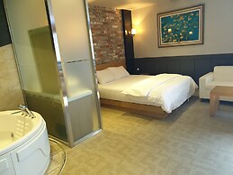 Khan Hotel