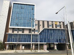 Khan Hotel