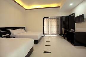 Hotel Elaf International