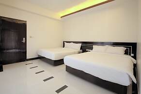 Hotel Elaf International