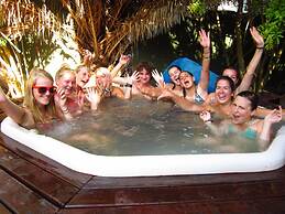 Saltycrax Backpackers and Adventures