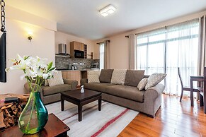 Highlands Suites Apartment Hotel