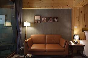 Sanae' Townhouse Chiang Mai