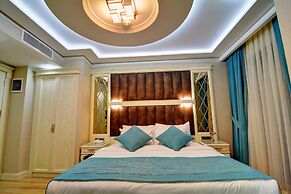 Novelty Hotel