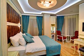 Novelty Hotel