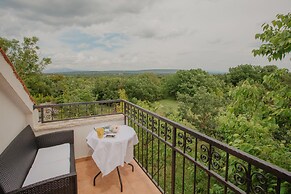 Kalpić Suites & Villa
