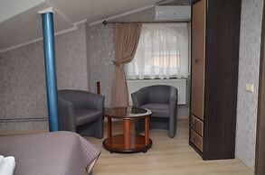 Hotel Centralnyi