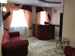 Hotel Centralnyi