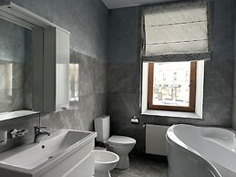 Hotel Centralnyi