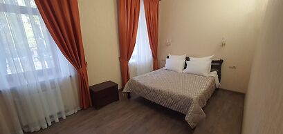 Hotel Centralnyi