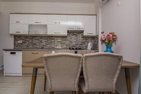 Korfez Life Apartments
