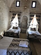 Kasr-I Abbas Hotel
