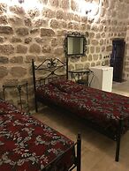 Kasr-I Abbas Hotel