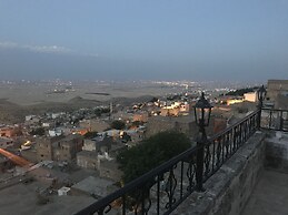 Kasr-I Abbas Hotel