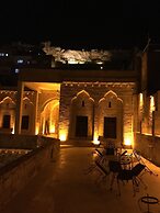 Kasr-I Abbas Hotel