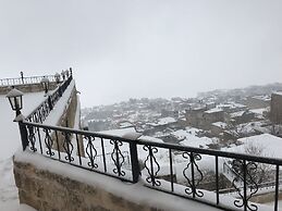 Kasr-I Abbas Hotel