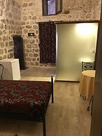 Kasr-I Abbas Hotel
