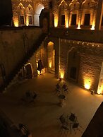 Kasr-I Abbas Hotel