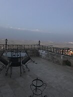 Kasr-I Abbas Hotel