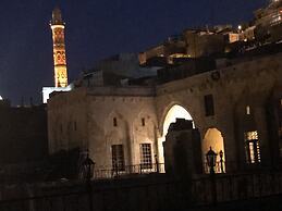 Kasr-I Abbas Hotel