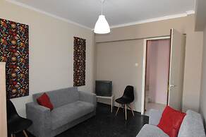 Kinetta Apartments