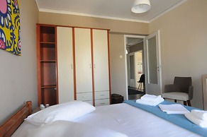 Kinetta Apartments