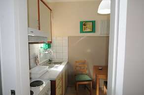 Kinetta Apartments