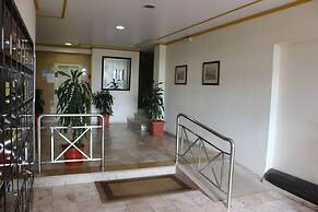 Monumental Apartment
