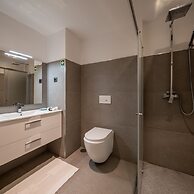 Monumental Apartment