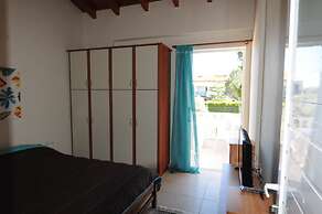 Rossa Studios