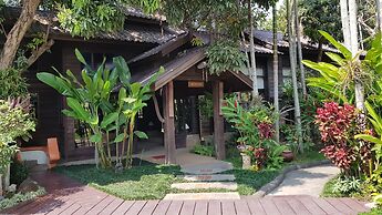 Sri-ping Resort