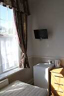 Lampton Hotel