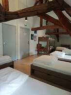 L'auberge de Treigny - Hostel