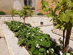 L'auberge de Treigny - Hostel