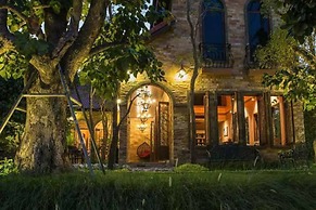 Chateau de Bear Hotel