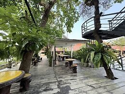 Bansuan Resort