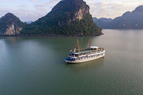 La Paci Cruises