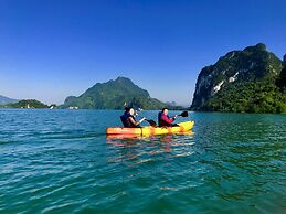 Mai Chau Hideaway Lake Resort