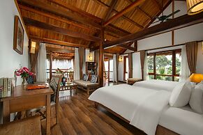 Mai Chau Hideaway Lake Resort