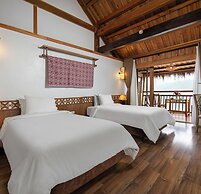 Mai Chau Hideaway Lake Resort
