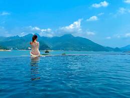 Mai Chau Hideaway Lake Resort