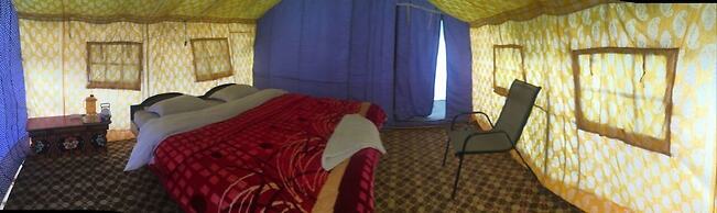 Auspicious Camps and Cottages