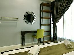 Sunset Seaview Vacation Condos at Infinity Avenue