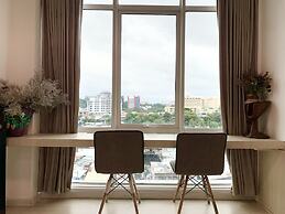 Sunset Seaview Vacation Condos at Infinity Avenue