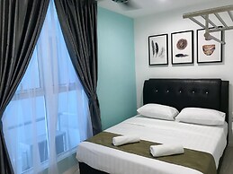 Sunset Seaview Vacation Condos at Infinity Avenue