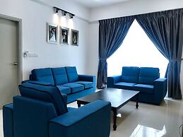 Sunset Seaview Vacation Condos at Infinity Avenue